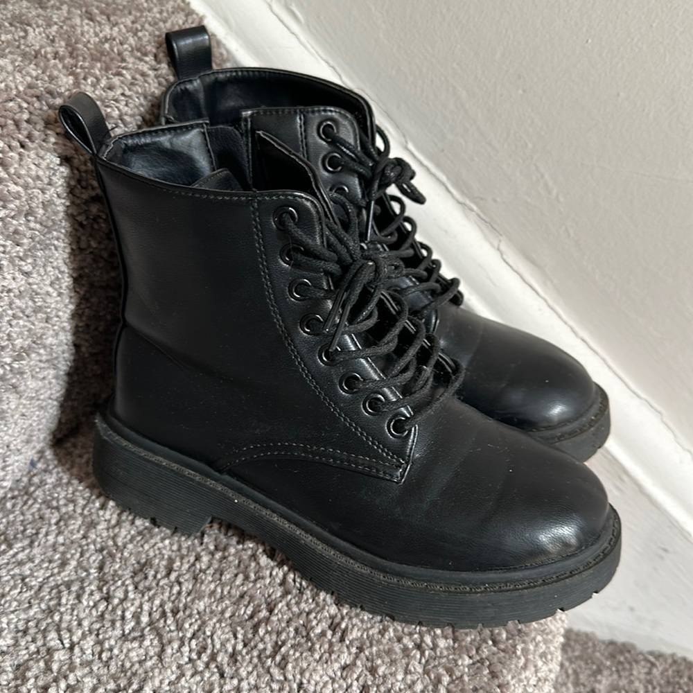 I bought this ankle boot last year summer and wear it at least once a week.